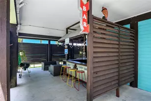 975 S Cove, Crystal Beach, TX 77650 - Photo 4