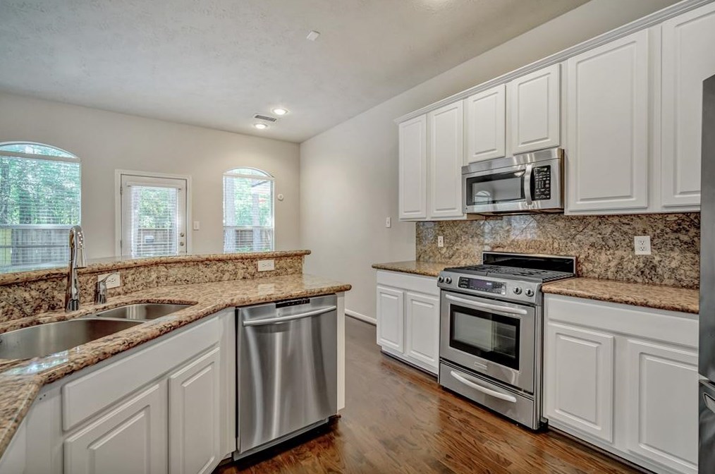 135 Avonlea Dr, Spring TX  77382-1058 exterior