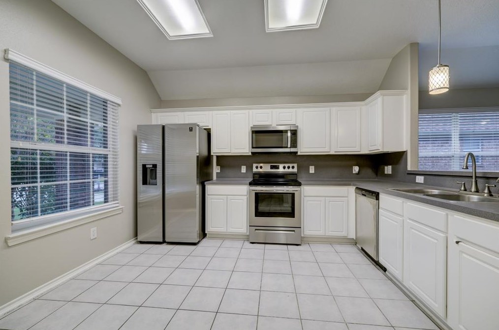 7018 Atasca Creek Dr, Humble, TX 77346