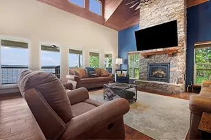 388 County Rd 5597, Etoile, TX 75937 - Photo 10