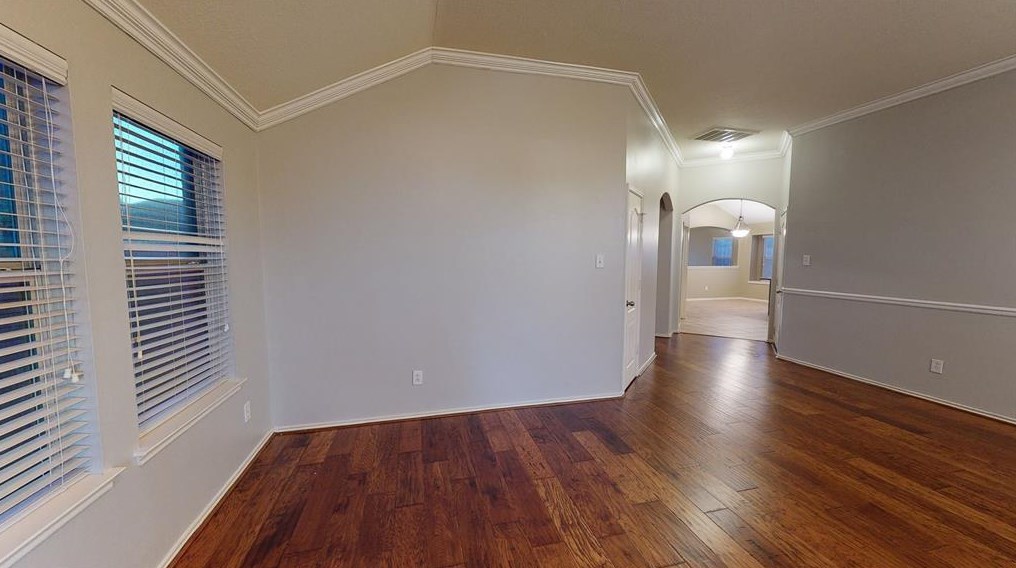 4607 Castleview Cir, Baytown, TX 77521