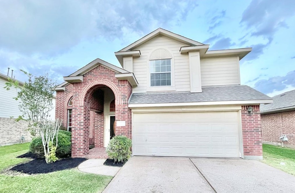 1222 Blue Leaf Dr, Richmond, TX 77469
