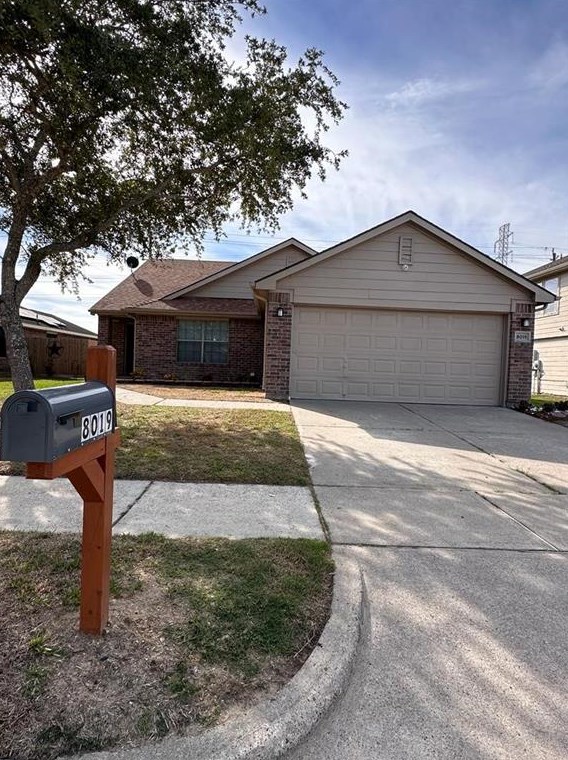 8019 Eastpoint Blvd, Baytown, TX 77521