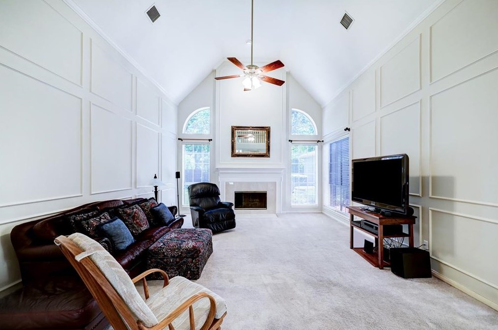 7414 Summer Trail Dr, Sugar Land, TX 77479-6232