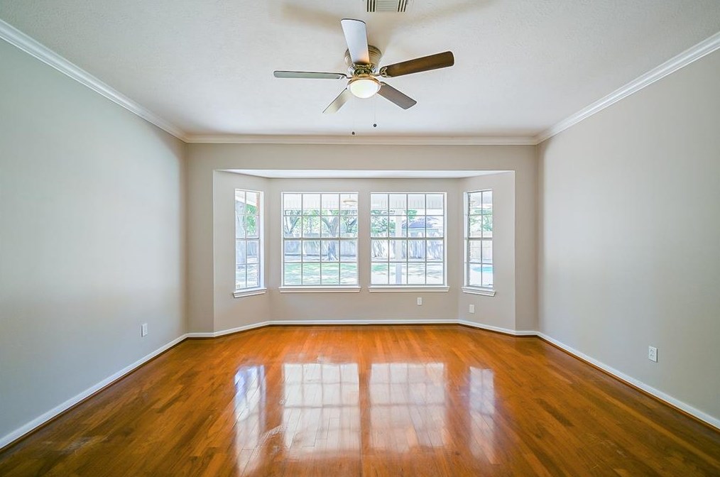 15923 Echo Lodge Dr, Houston TX  77095-4074 exterior