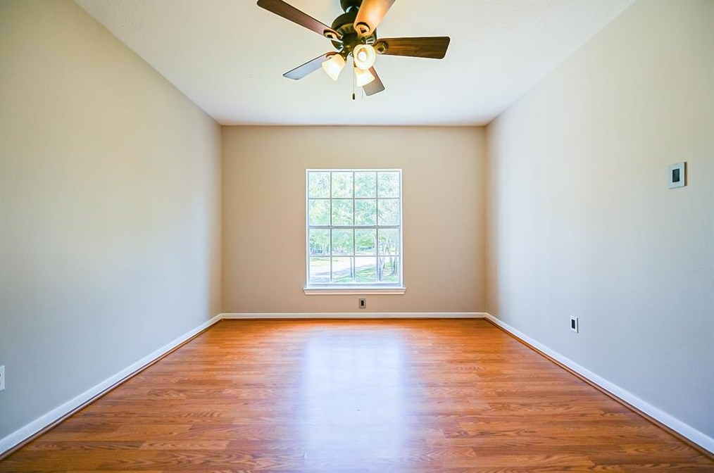 15923 Echo Lodge Dr, Houston TX  77095-4074 exterior