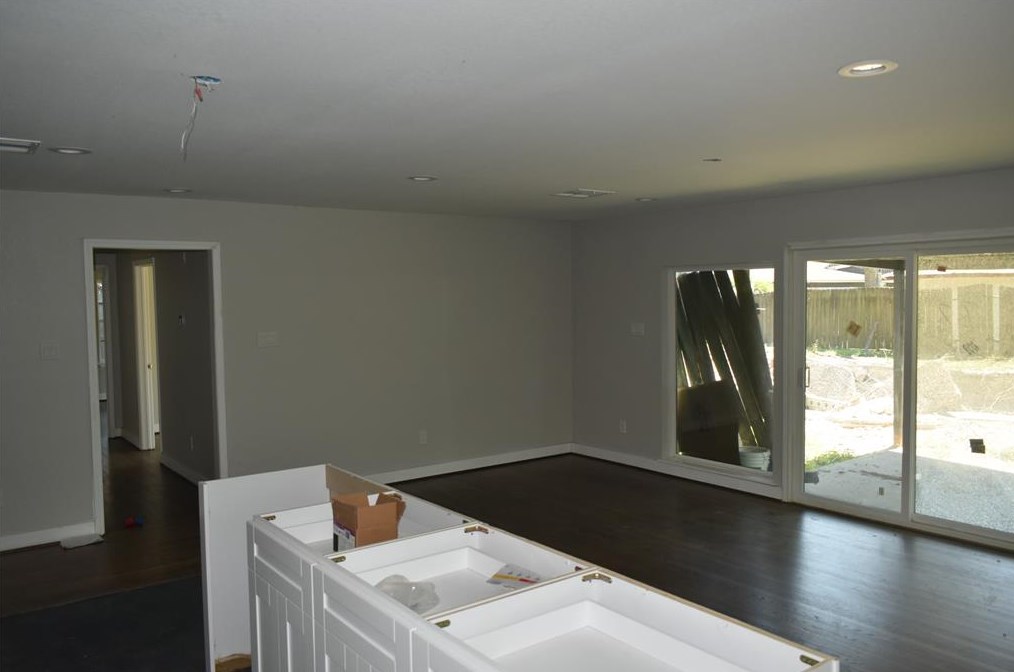 10303 Eddystone Dr, Houston TX  77043-3326 exterior