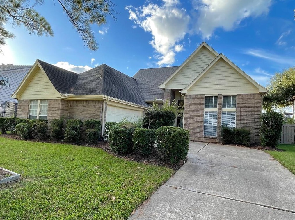 2310 Planters St, Sugar Land, TX 77479
