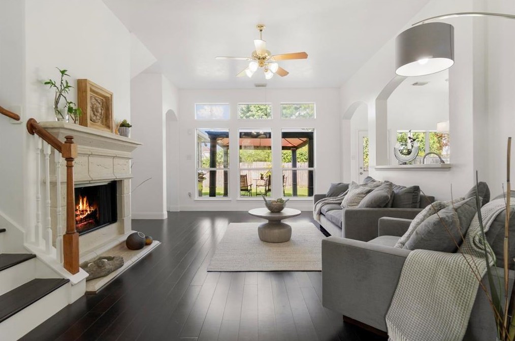 10307 Cascade Hills Dr, Houston, TX 77064