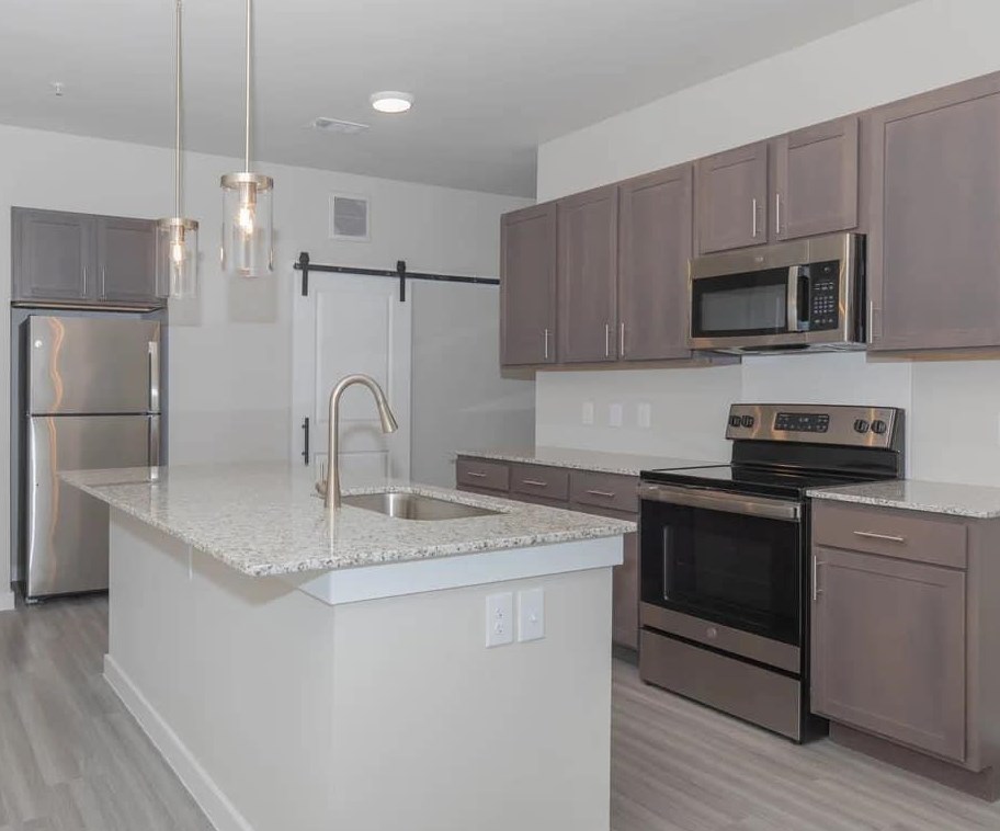 1721 Kirk Rd #304, Conroe, TX 77304
