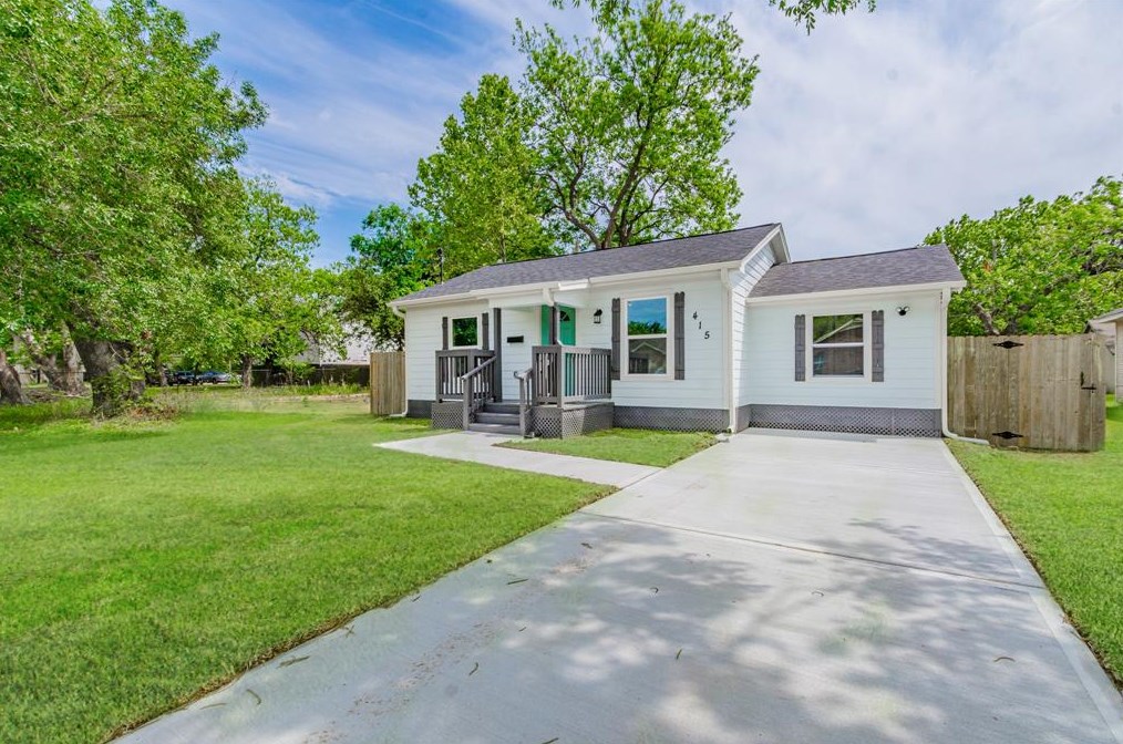 415 7th Ave N, Texas City, TX 77590