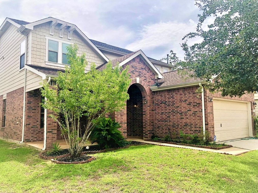 326 Remington Heights Dr, Houston TX  77073-4440 exterior