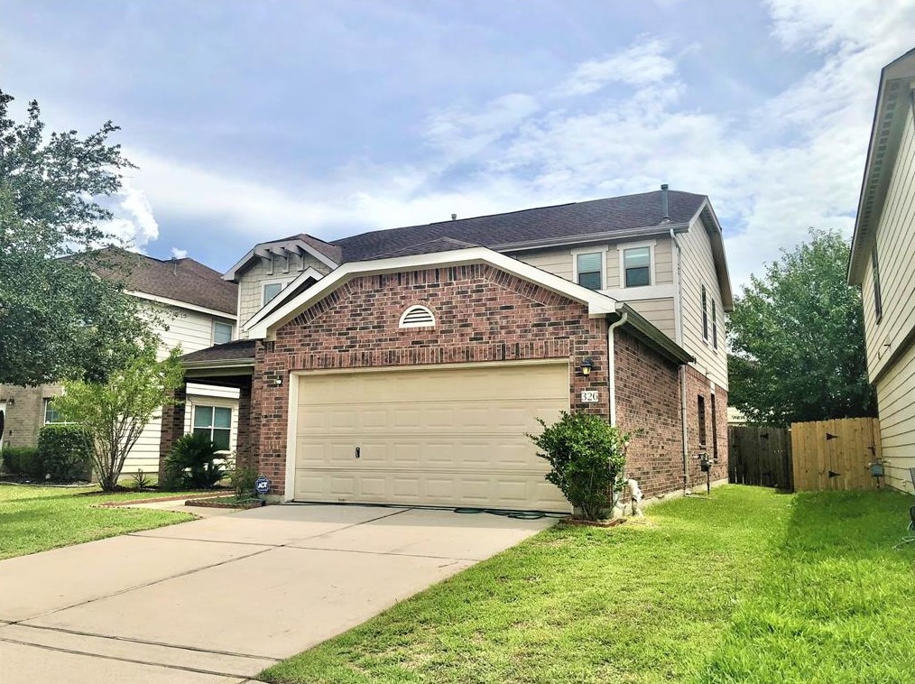 326 Remington Heights Dr, Houston, TX 77073