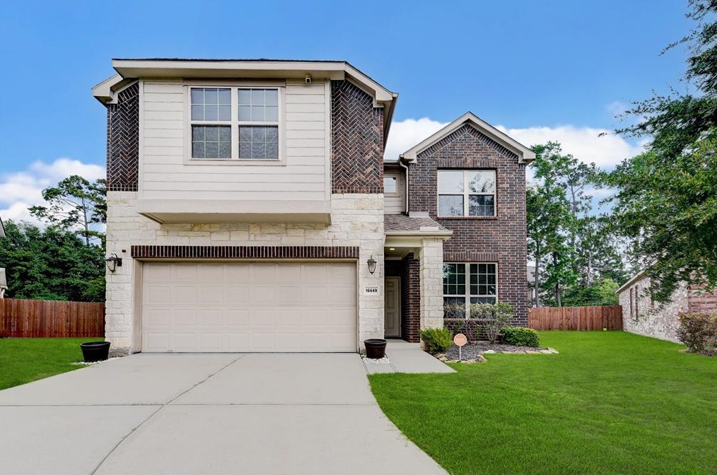 6123 Old Farmhouse Ln, Katy, TX 77449