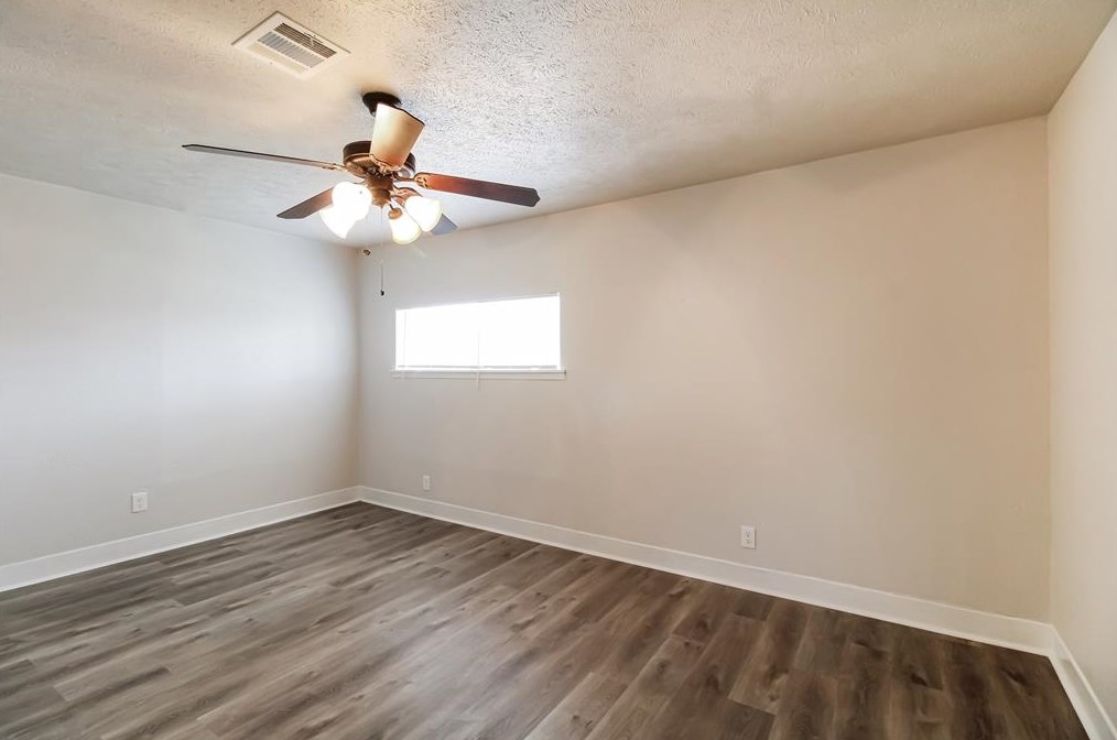 12715 Zavalla St, Houston TX  77085-2219 exterior