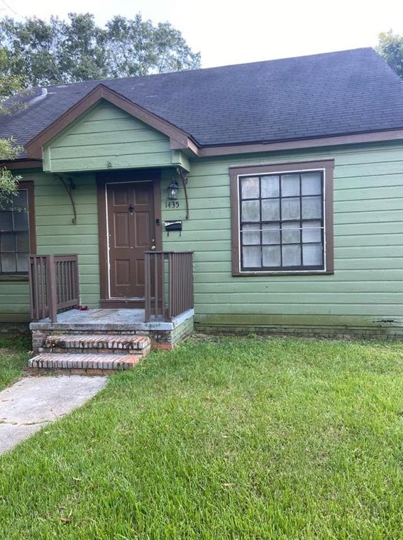 1435 Pipkin St, Beaumont, TX 77705