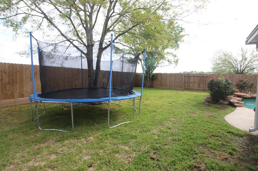 3127 Cherry Ml Ct, Houston TX 77059-2804 exterior