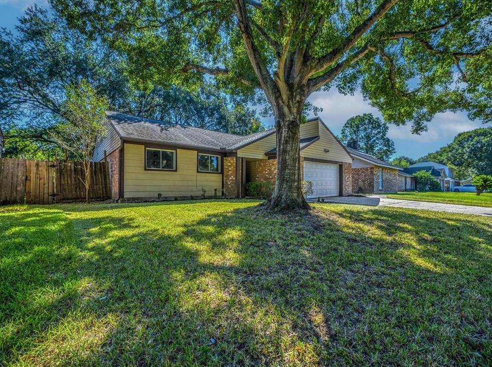 3435 Quail Meadow Dr, Missouri City, TX 77459-3600
