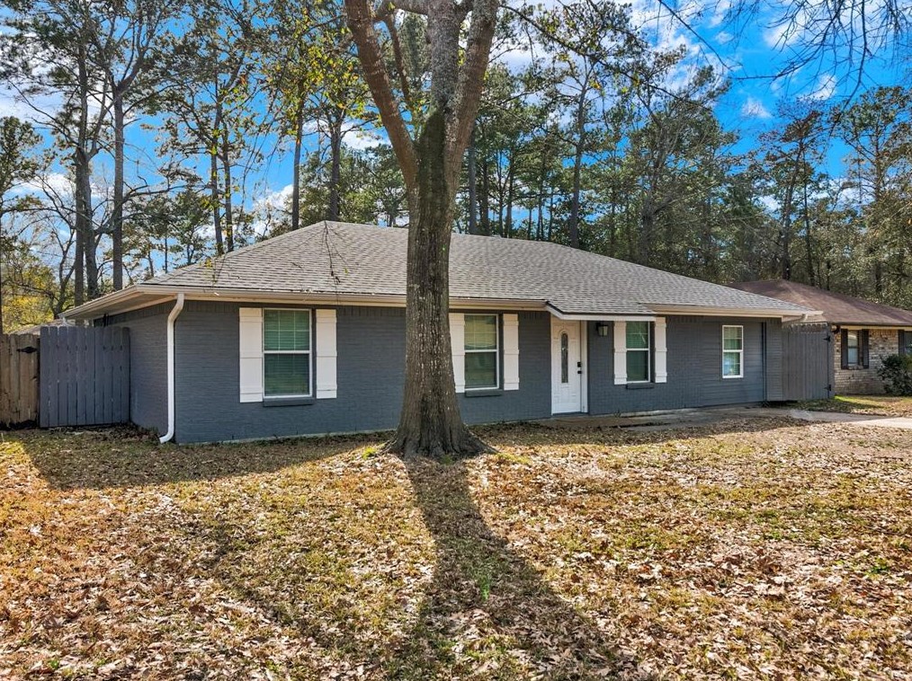 7812 Walnut Dr, Beaumont, TX 77657