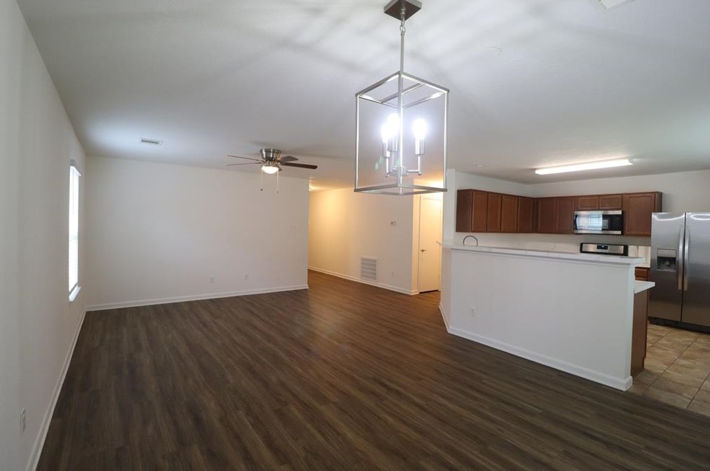 2749 Lomelina Ln, League City, TX 77573