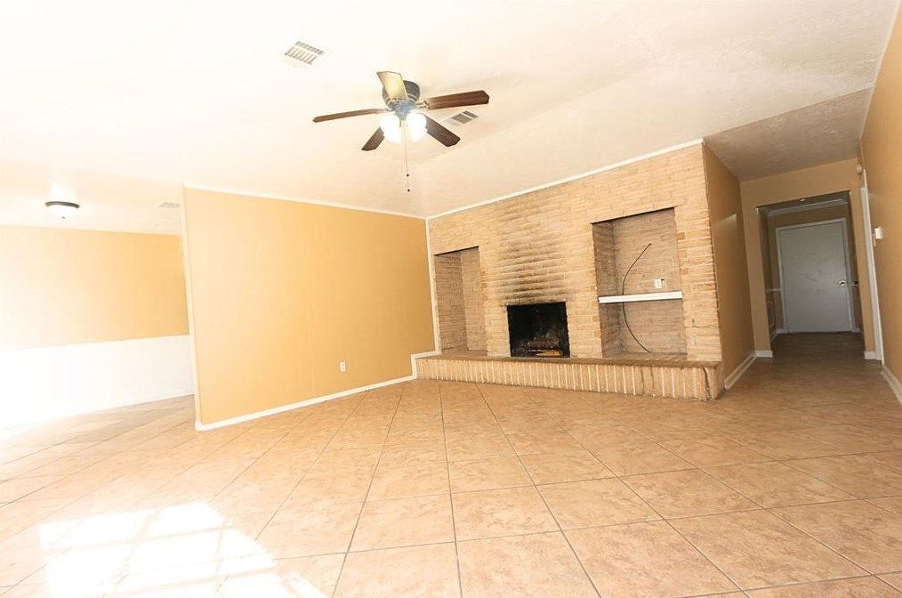 4803 Brookston St, Houston TX  77045-3114 exterior