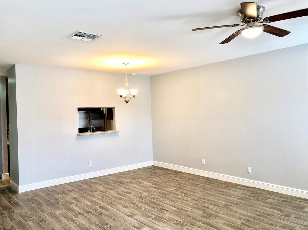 3178 Holly Hall St, Houston TX  77054-4136 exterior