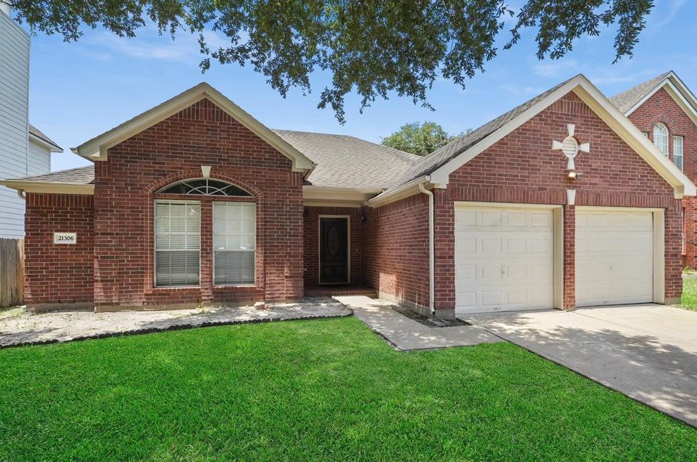 21306 Rose Hollow Ln, Katy, TX 77450