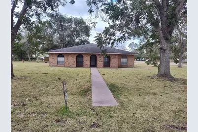 411 Sailfish Street, Jones Creek, TX 77541 - Photo 1