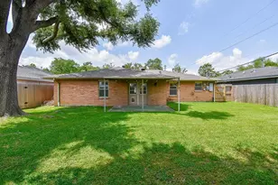 1406 Foxwood Rd, Houston, TX 77008 - Photo 44