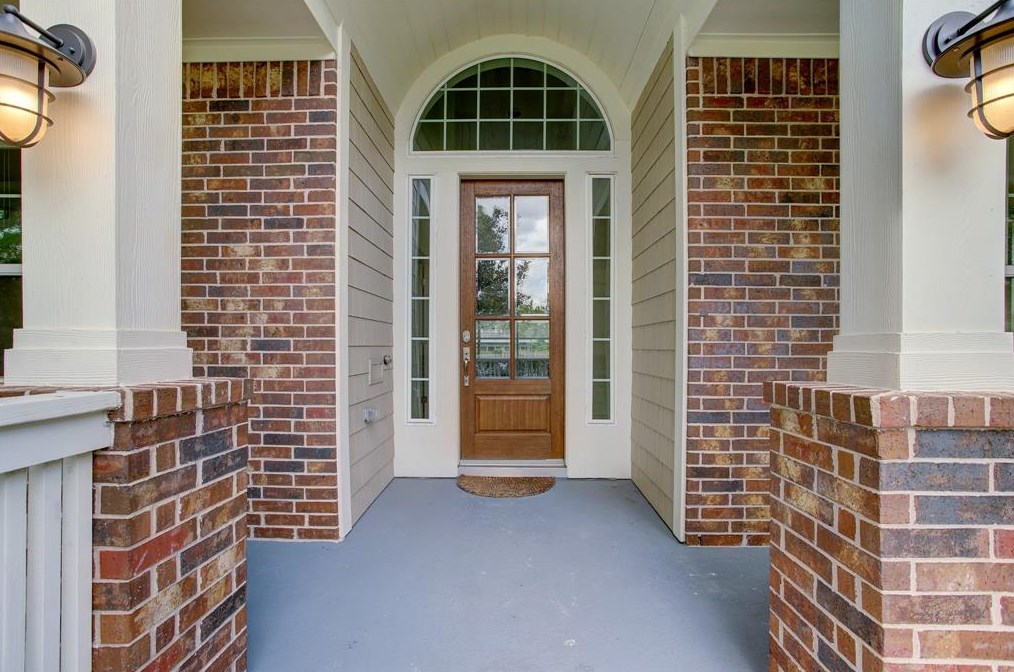 4935 Glenmeadow Dr, Houston, TX 77096-4209