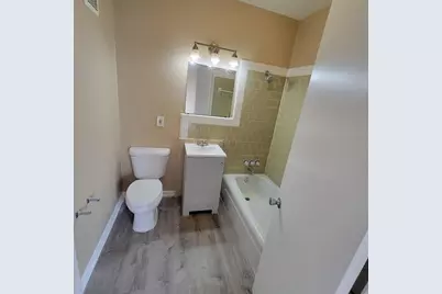 802 Avenue K #4, Galveston, TX 77550 - Photo 8