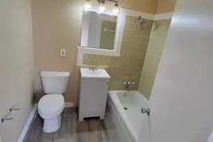 802 Avenue K, Galveston, TX 77550 - Photo 8