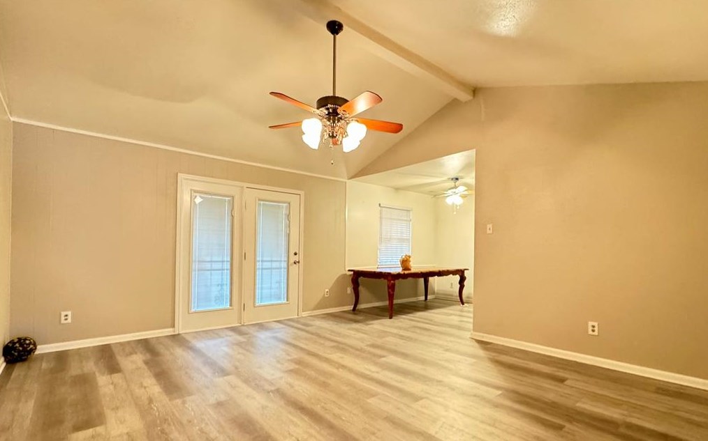 12326 Nesmith Dr, Houston, TX 77035