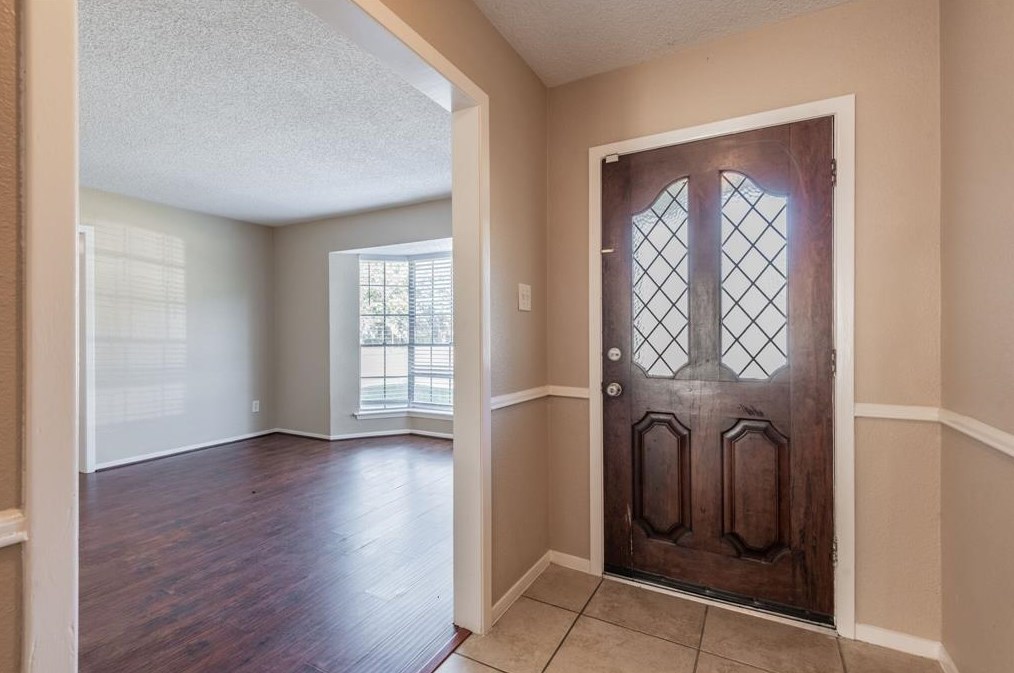11623 Barwood Bend Dr, Houston, TX 77065