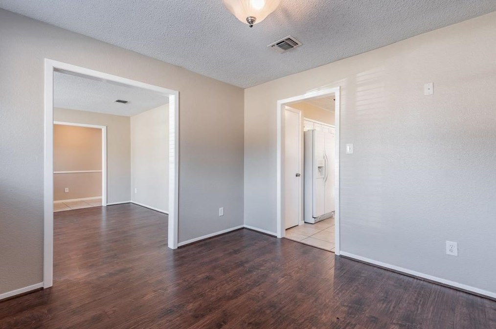 11623 Barwood Bend Dr, Houston TX  77065-2132 exterior