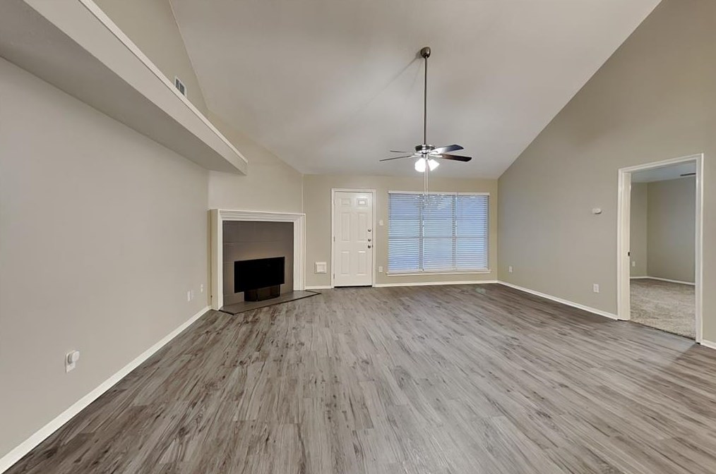 4822 Pecan Grove Dr, Pearland, TX 77584