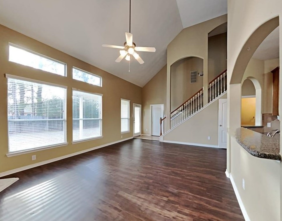 2002 Lulach Ln, Conroe, TX 77301