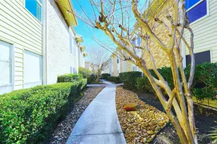 2300 Augusta Dr, Houston, TX 77057 - Photo 2