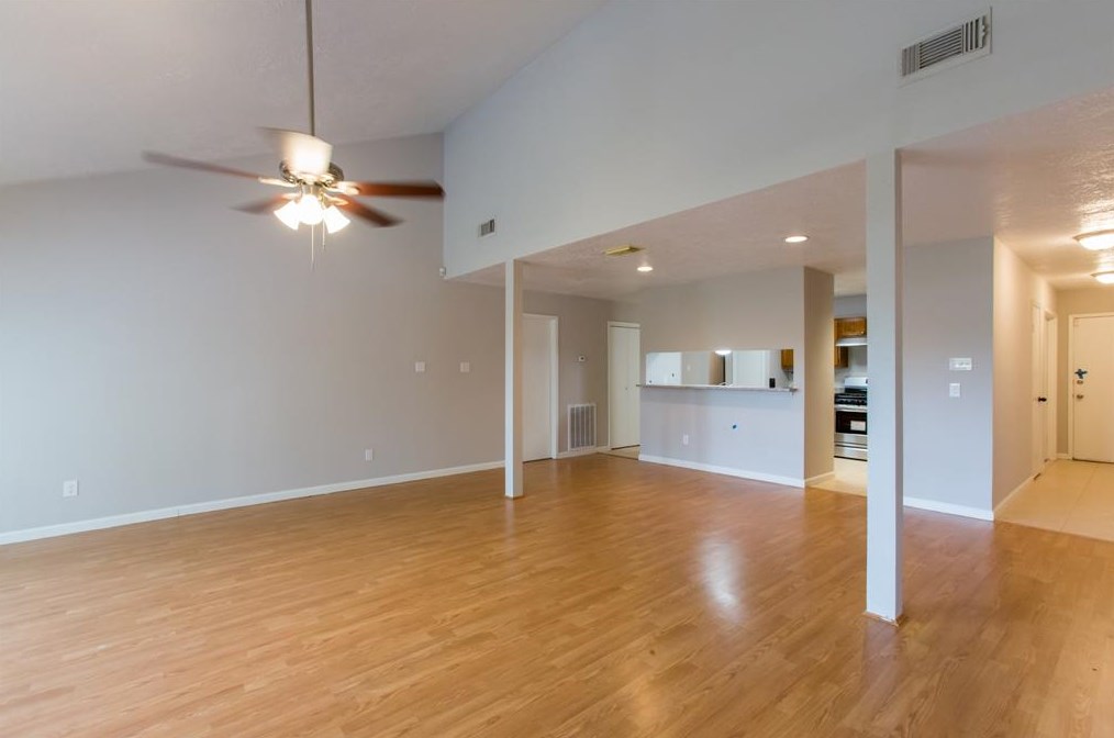 2210 Spring Dusk Ln, Spring TX  77373-6158 exterior