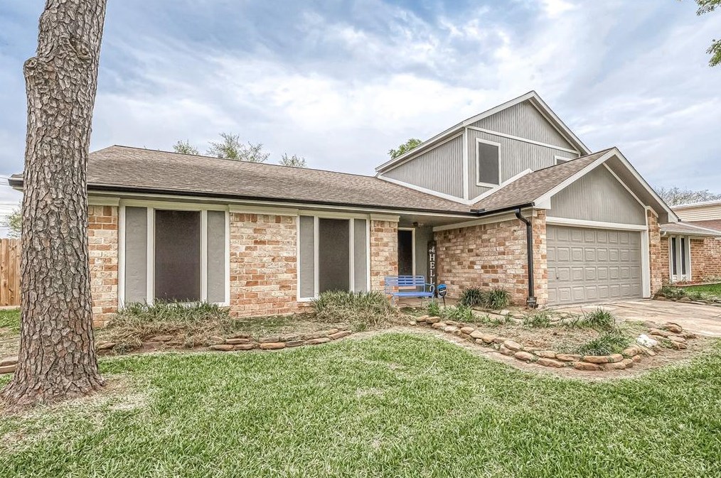 9823 Sagecastle Ln, Houston, TX 77089-3507