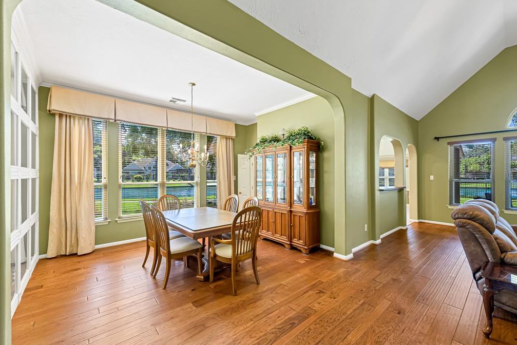 2507 Crystal Lk Ct, Richmond TX 77406-1800 exterior