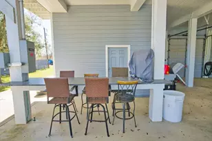 1493 County Rd 291, Sargent, TX 77414 - Photo 10