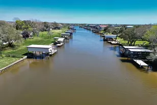 1493 County Rd 291, Sargent, TX 77414 - Photo 12