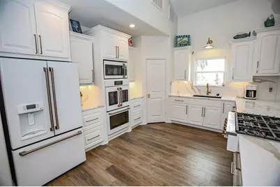 1493 County Road 291, Sargent, TX 77414 - Photo 14