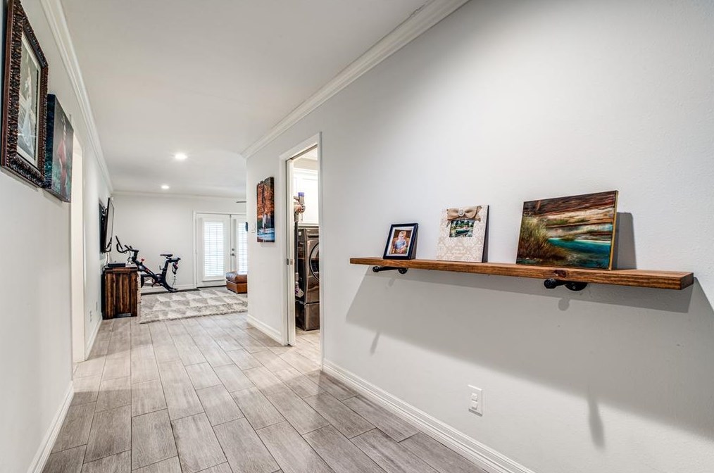 10643 Mayfield Rd, Houston, TX 77043