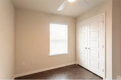 3300 Oak Creek Drive, Austin, TX 78727 - Photo 30