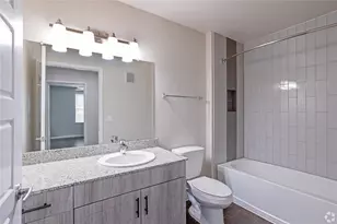 3300 Oak Creek Dr, Austin, TX 78727 - Photo 20