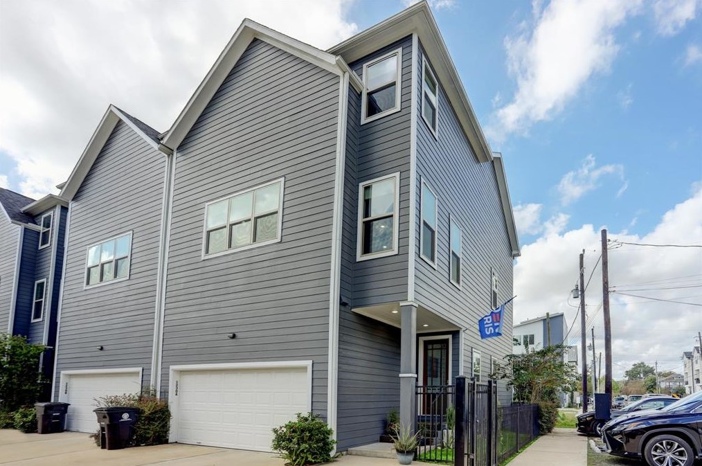 1230 W 25th St #a, Houston, TX 77008