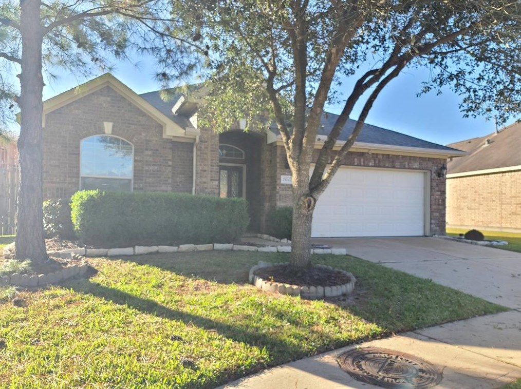 25047 Lenora Dr, Katy TX  77493-2744 exterior