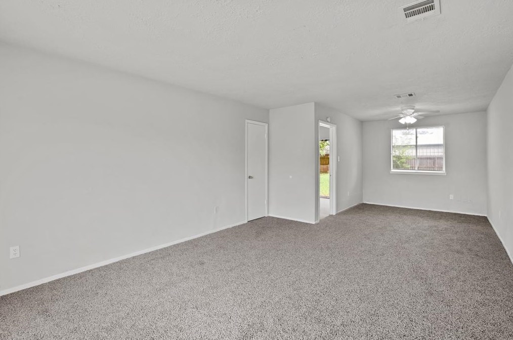 11218 Evesborough Dr, Houston TX  77099-2008 exterior